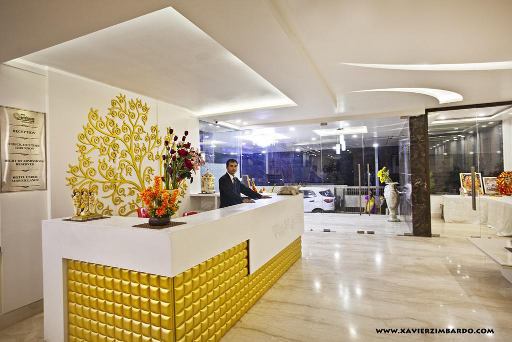 Hotel Krishna International Vrindāvan Екстериор снимка