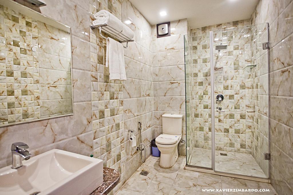 Hotel Krishna International Vrindāvan Екстериор снимка