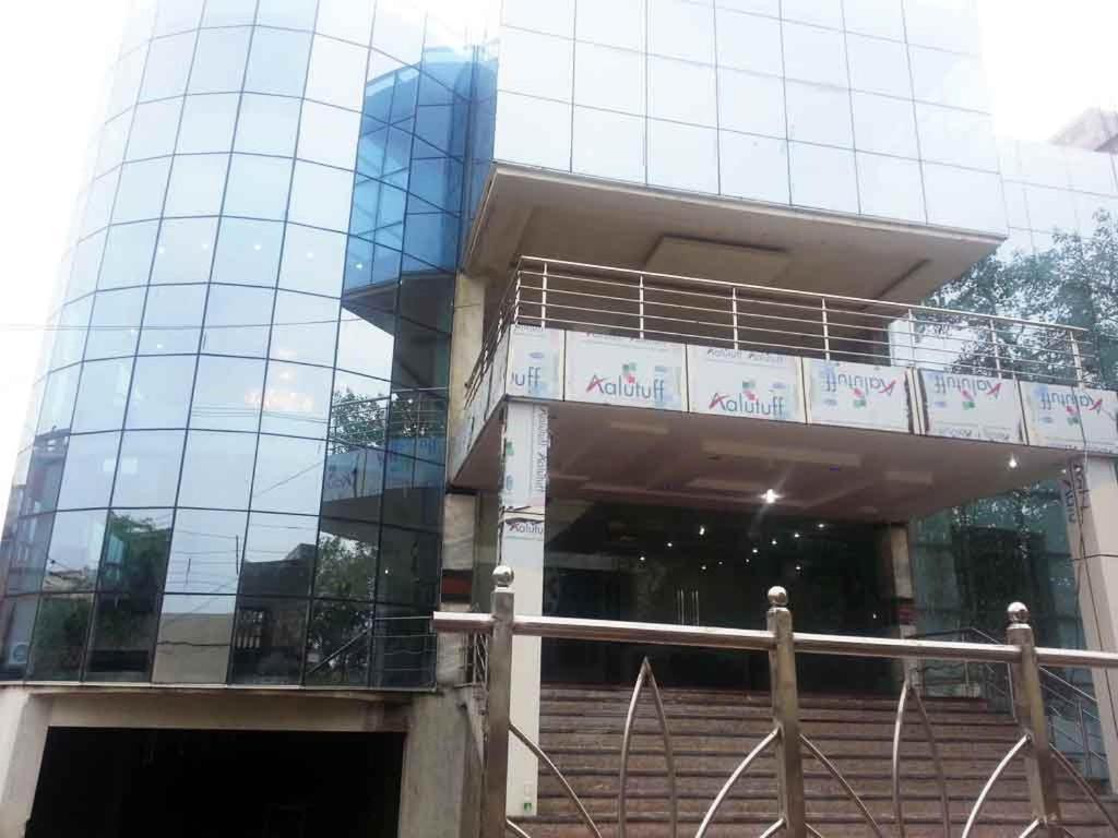 Hotel Krishna International Vrindāvan Екстериор снимка