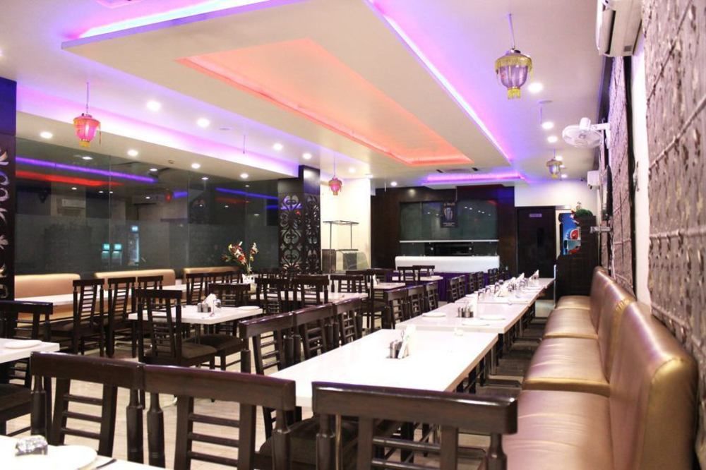 Hotel Krishna International Vrindāvan Екстериор снимка